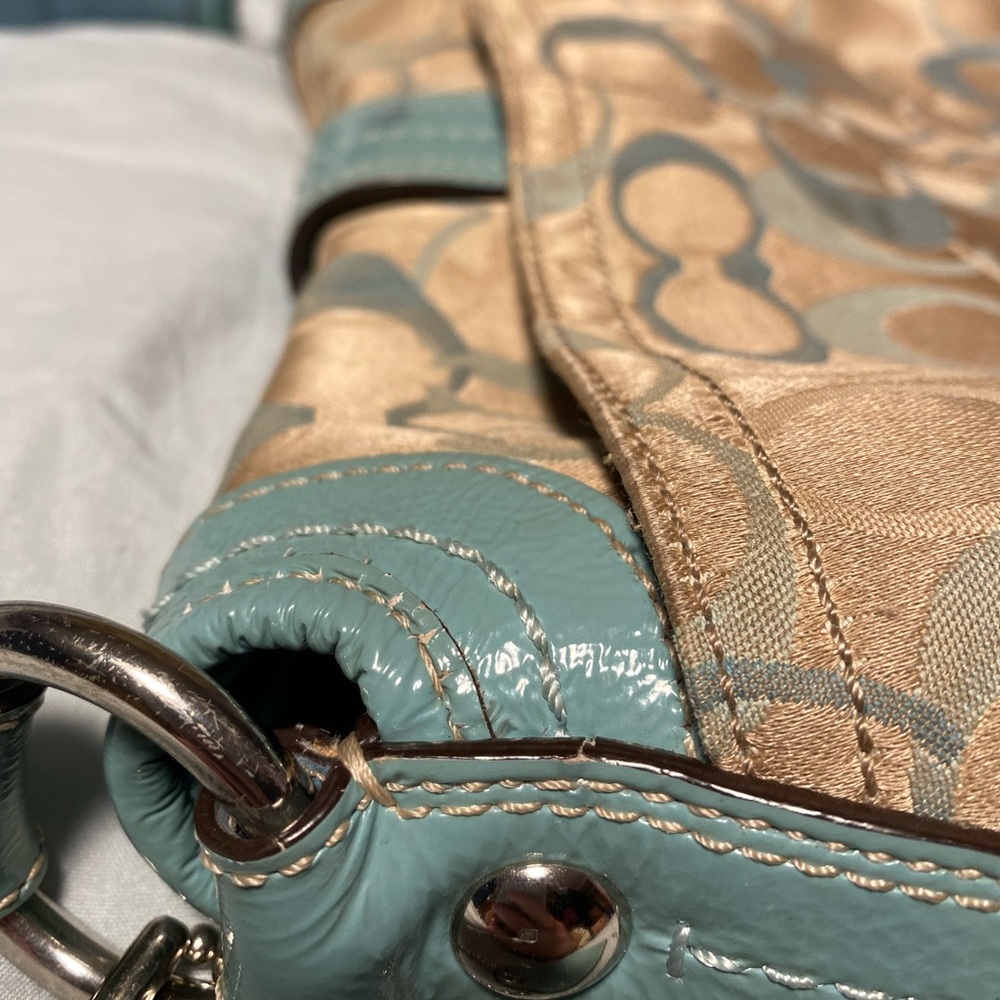 Blue / Green / Tan / Cream Coach Bag - Picture 9 of 11